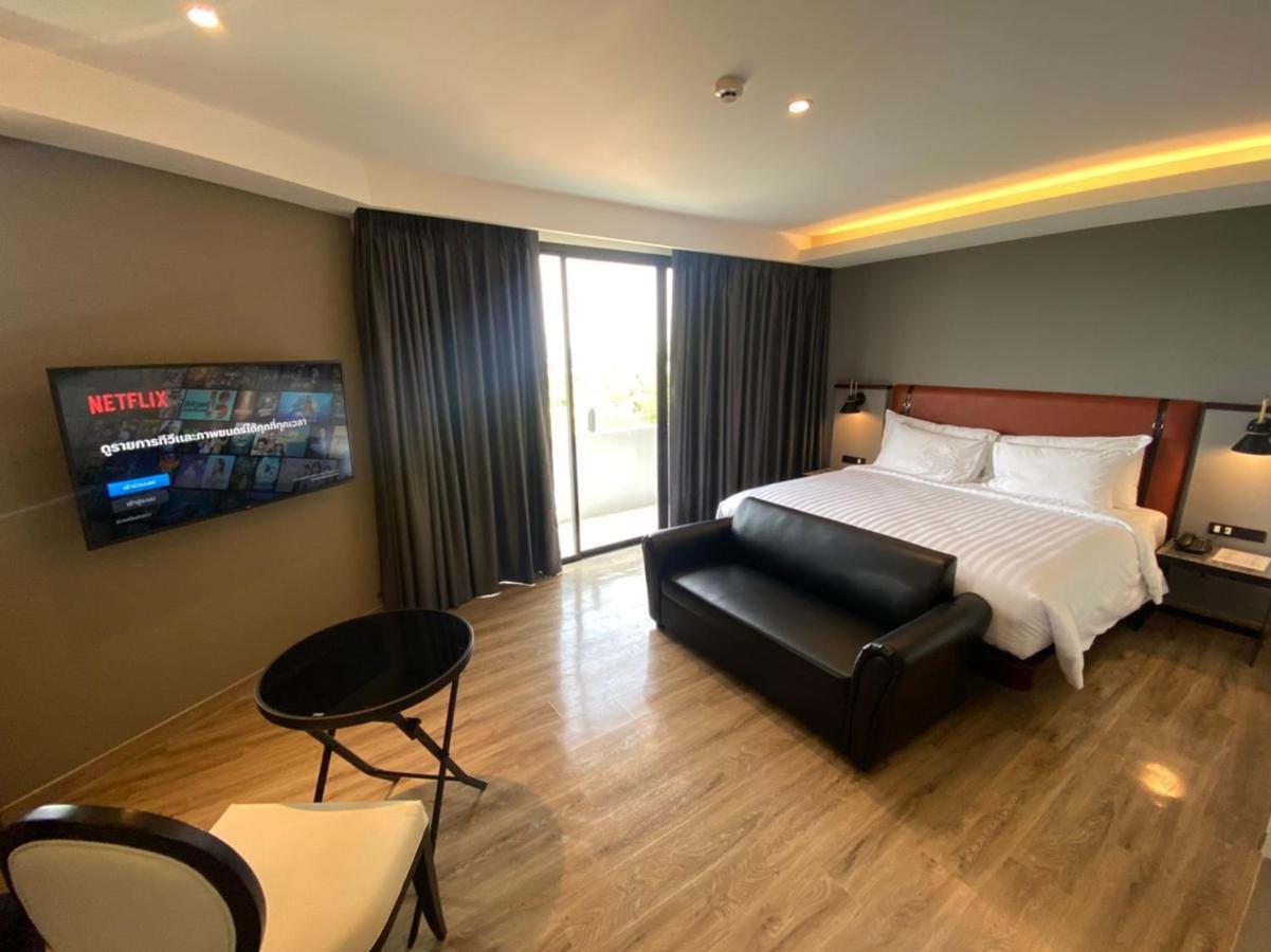 Hotel Scarlett Ban ba Ngan Bagian luar foto
