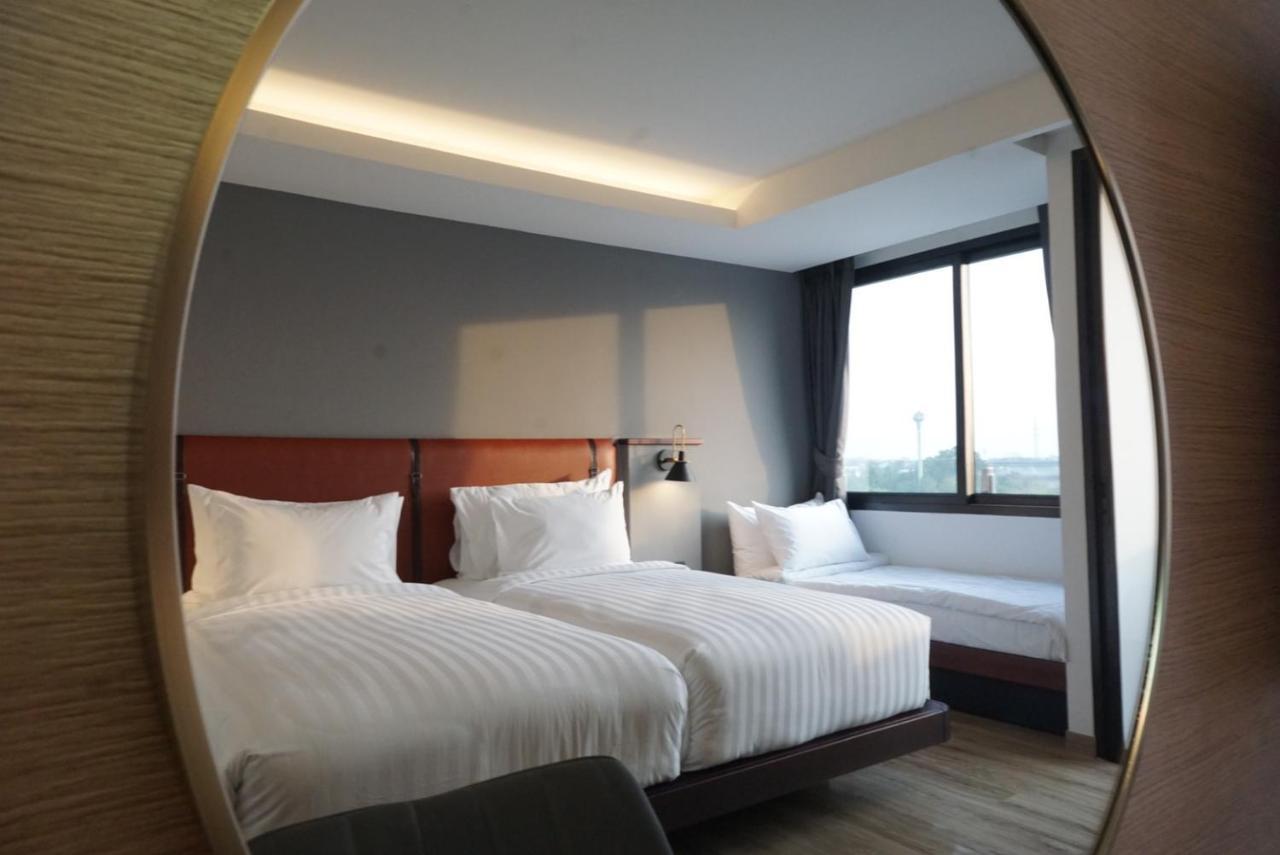 Hotel Scarlett Ban ba Ngan Bagian luar foto